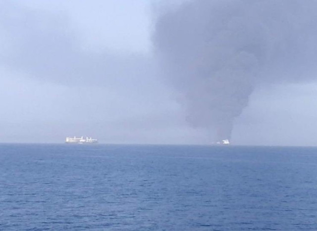 日本首相真没面子：刚刚抵达伊朗 日本油轮就在中东被炸了