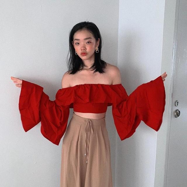 壁纸丨这个古灵精怪的新加坡女孩太招人喜欢