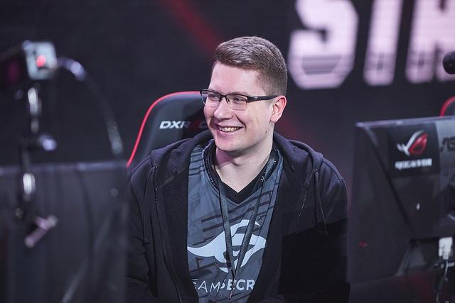 Dota2：年近三十依旧征战TI，老将只为梦想