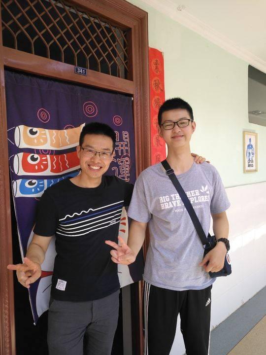 高考前被清华北大等6所名校同时录取，这位成都高三男生：我被更厉害的人深刻影响着