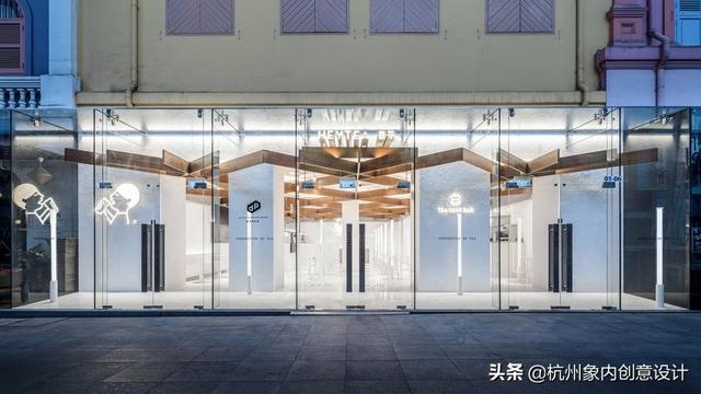 商店设计 | 这是喜茶在国外的第一家店，灯塔形状酷到没朋友