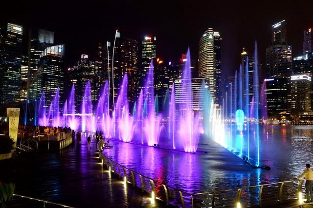 新加坡滨海湾水秀游记