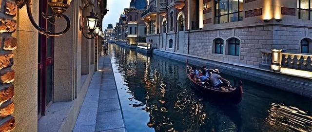 玩遍大连丨东港成为了休闲娱乐的好地方，沿途特立独行的美食店等着去品尝