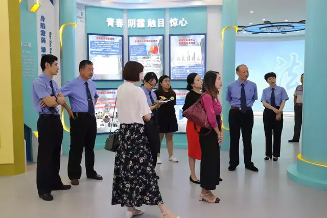 新加坡总检察署检察官到武清区检察院交流工作