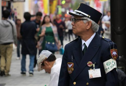 老龄化的日本还是功能机时代，让日本手机厂商没跟上智能手机浪潮