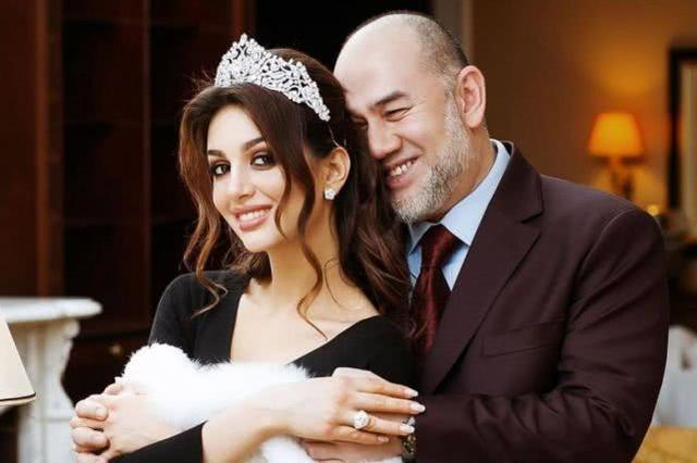 外媒：马来西亚前国王被曝离婚，迎娶俄选美皇后不到1年，儿子才2个月