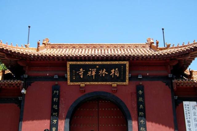 柏林禅寺，喧嚣城市中的一方净土