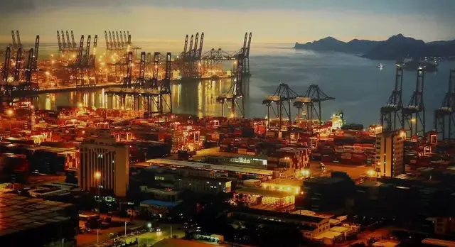 港口经济时代来临，大湾港站上“风口”