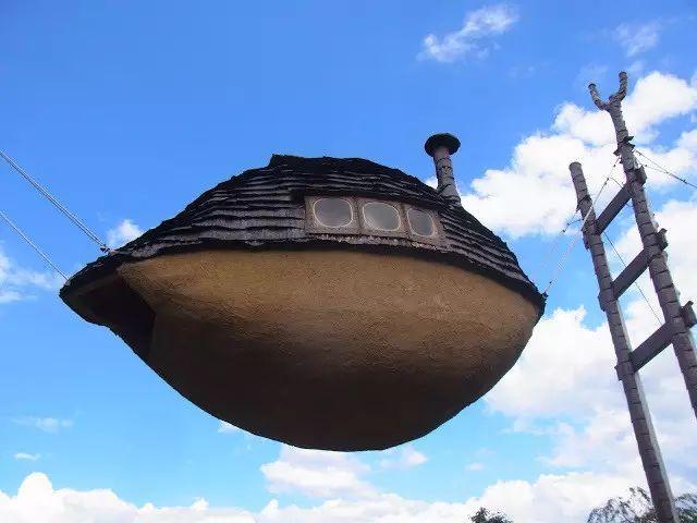 建筑界的宫崎骏，藤森照信用设计打开了人们的二次元世界