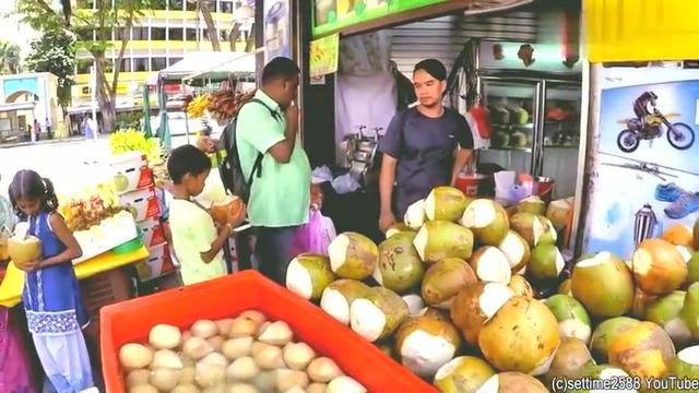 新加坡的小印度市场，漂亮的印度彩绘琳琅满目的印度美食