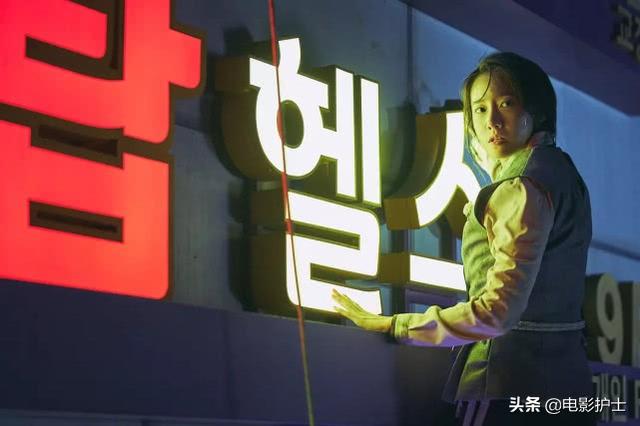 韩国票房：林允儿新片遭逆袭，防弹少年团音乐纪录片强势登顶夺冠