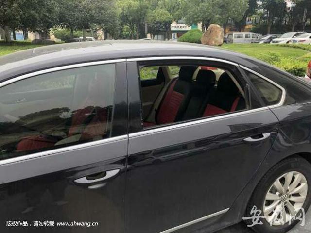 合肥新加坡花园城小区周边又有7辆车被砸窗