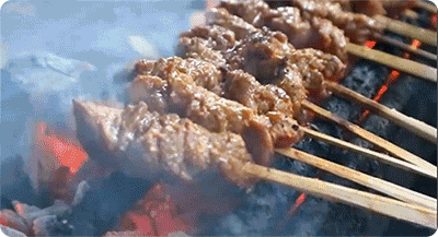 撸串不分国界！风靡东南亚的烧烤沙嗲，从街头小吃到世界美食50强