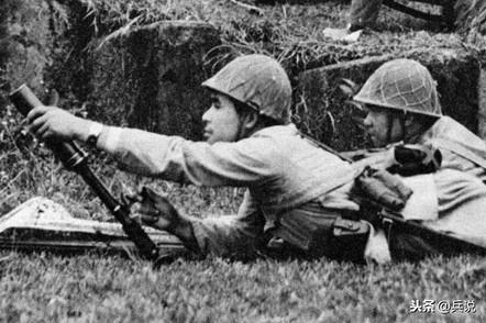 美国大兵恐惧日军一种武器：缴获后试用，自己打成骨折