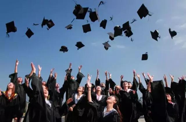 同样是一年制硕士，英国or香港or新加坡选哪个？