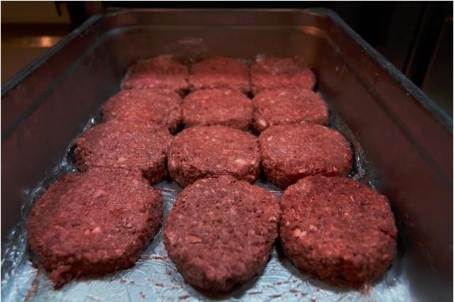 人造肉究竟是高级素食，还是基因工程？你将来敢吃吗？