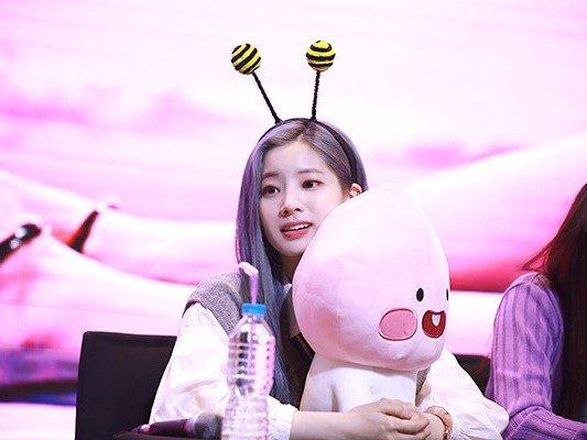 TWICE成员多贤因健康问题缺席活动 JYP公告致歉