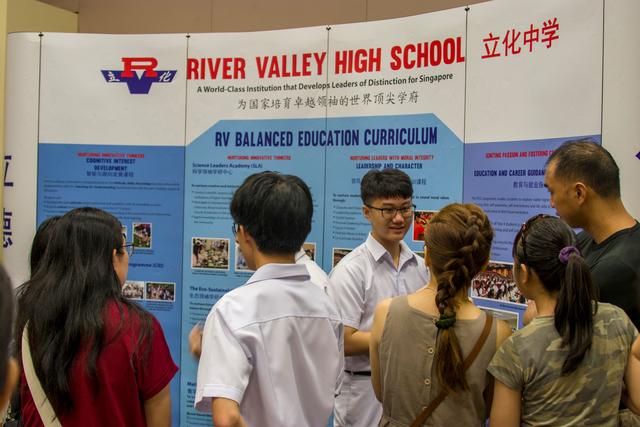 图虫人文摄影：新加坡中学开放日