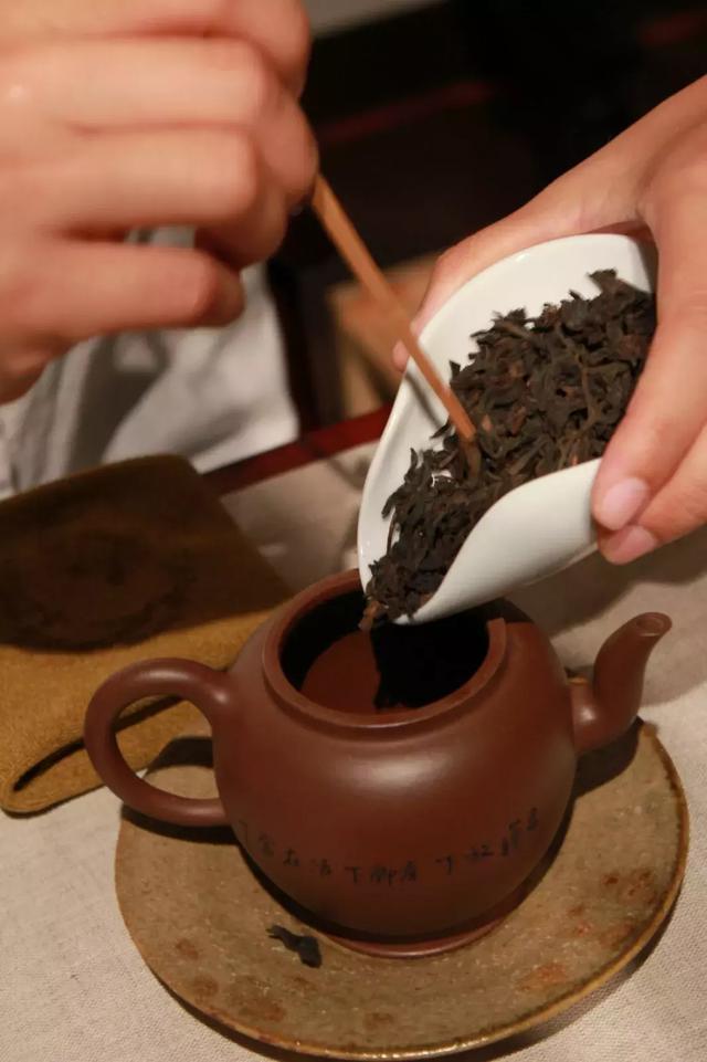 茶从故乡来——品一杯；养一方百姓