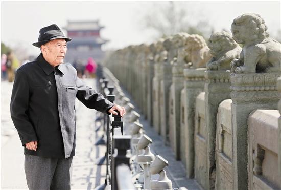 日本投降后，此国民众用棍棒打死一万日本战俘，真尿性