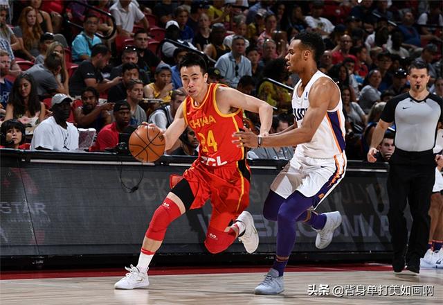回顾男篮美国拉练：场均输20分不丢人，先学会被锤爆才会赢得骄傲