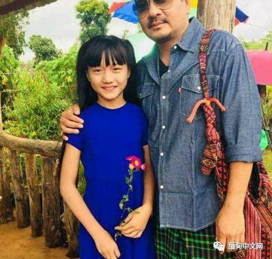 缅甸一童星出国选秀斩获亚军，陪同参赛的母亲也获奖了