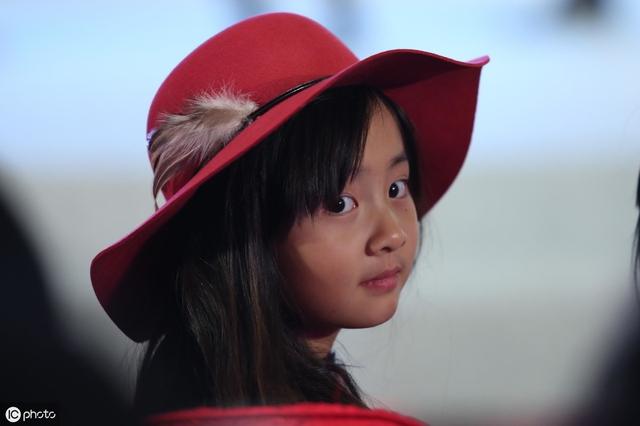 13岁女孩拿下5个国际大奖，翻译3本书，妈妈们焦虑难眠，怎么破