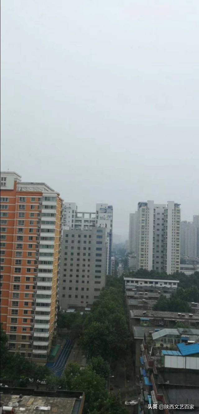 纪小燕《天爱古都》