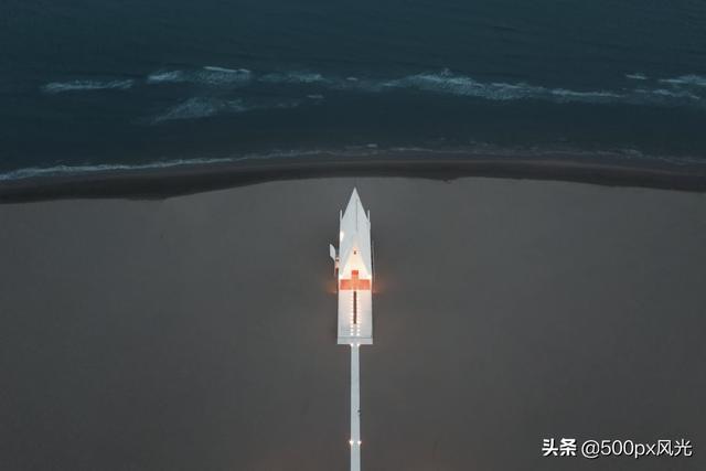 继最孤独的图书馆之后，北戴河又多了一个极具设计感的海边教堂？