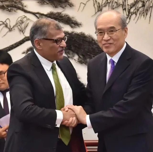 【声音】张军会见新加坡首席大法官梅达顺