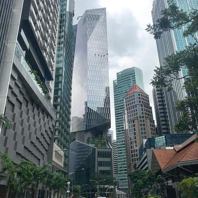 涨姿势！新加坡建成“会呼吸”的“抗重力”大楼