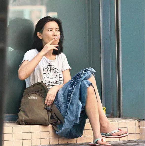 被嫌弃的蓝洁瑛的一生，离世或许是她最好的归宿