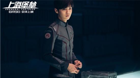 《上海堡垒》看的我恶心，于是三刷《流浪地球》，这才是科幻电影