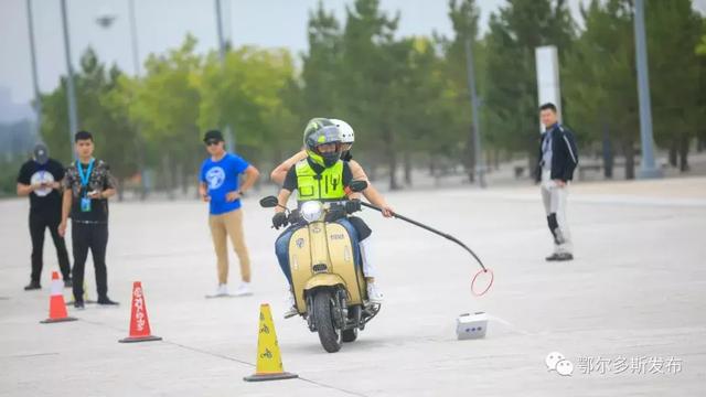 酷！大图+短视频近距离感受三百辆机车的速度与激情