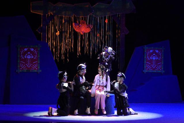 这部戏演了60多年，70名小学生带来少儿版《马兰花开》