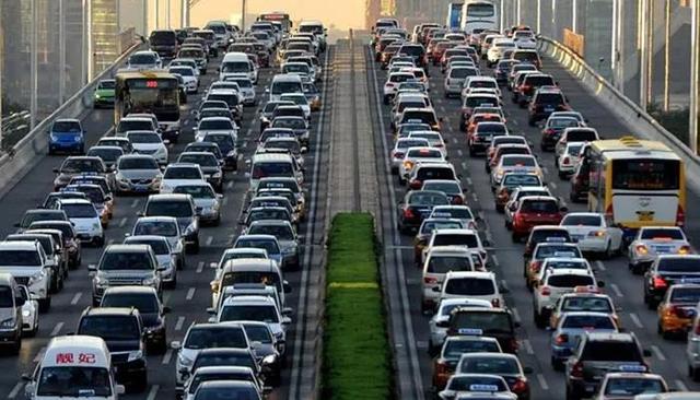 像新加坡一样收拥堵费，北京就不堵了？