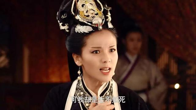 超级富豪身前的女人们：开着豪车自己哭