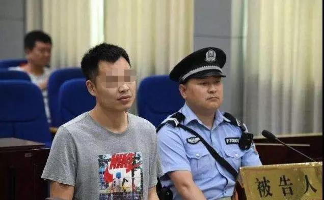 香港警方检获军火案再审，至少4支真枪均由美国寄出