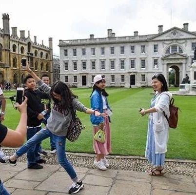 学校放暑假，父母压力大：“没有自由的暑假”引发热议