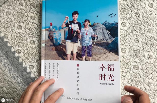 小伙带90岁姥姥出国游，坐了10趟飞机去6个国家，就想看看海