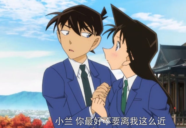 柯南：新一小兰新加坡官宣发糖，谁注意到灰原脸上的表情，吃醋了