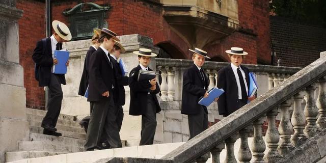 在美国, 穷人的孩子在减负, 富人的孩子在苦读