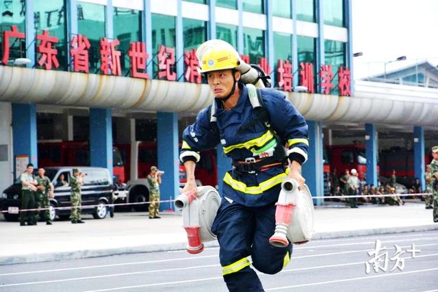 23岁的消防老兵王志斌：冒死化解爆炸事故，急难险重中扭转生死