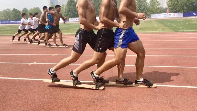 骑竹上马、脚下斯诺克、无轮“滑板车”…这些运动项目你见过吗？
