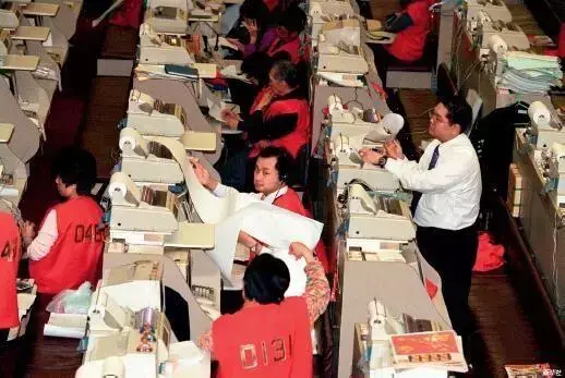 21年前，那场惊心动魄的香港保卫战！！