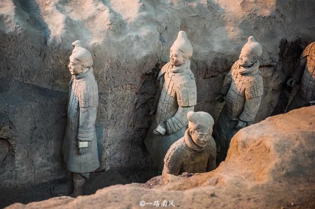 西安第一网红景区，从来不缺游客，连外国人都来凑热闹