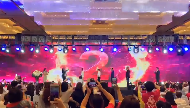 热烈祝贺新加坡易缇秀健康生活体验馆财富峰会在杭州隆重召开