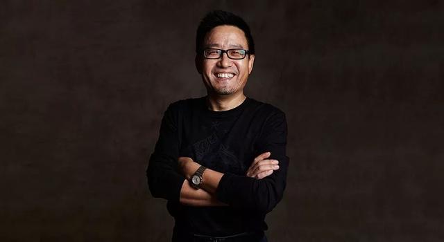 白手起家，带领公司一年进账100亿