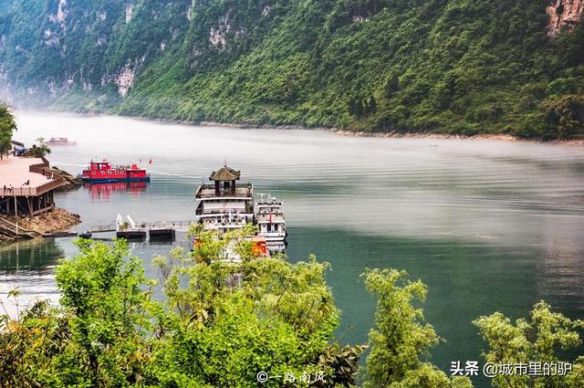重庆贵为第一网红城市，却有很多地方游客不知道，比如这两个……