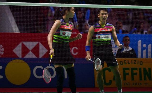 黄综翰解释顺莹组合为何无缘东运会 专注总决赛